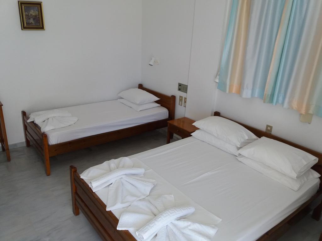 Heracles Hotel Spilion ภายนอก รูปภาพ