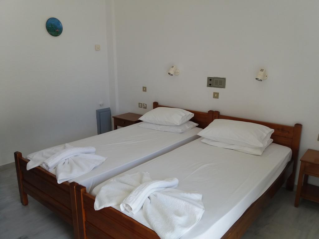 Heracles Hotel Spilion ภายนอก รูปภาพ